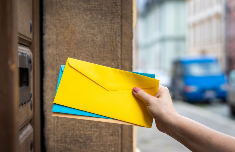 Direct Mail vs. Digital Marketing: A Comparative Analysis